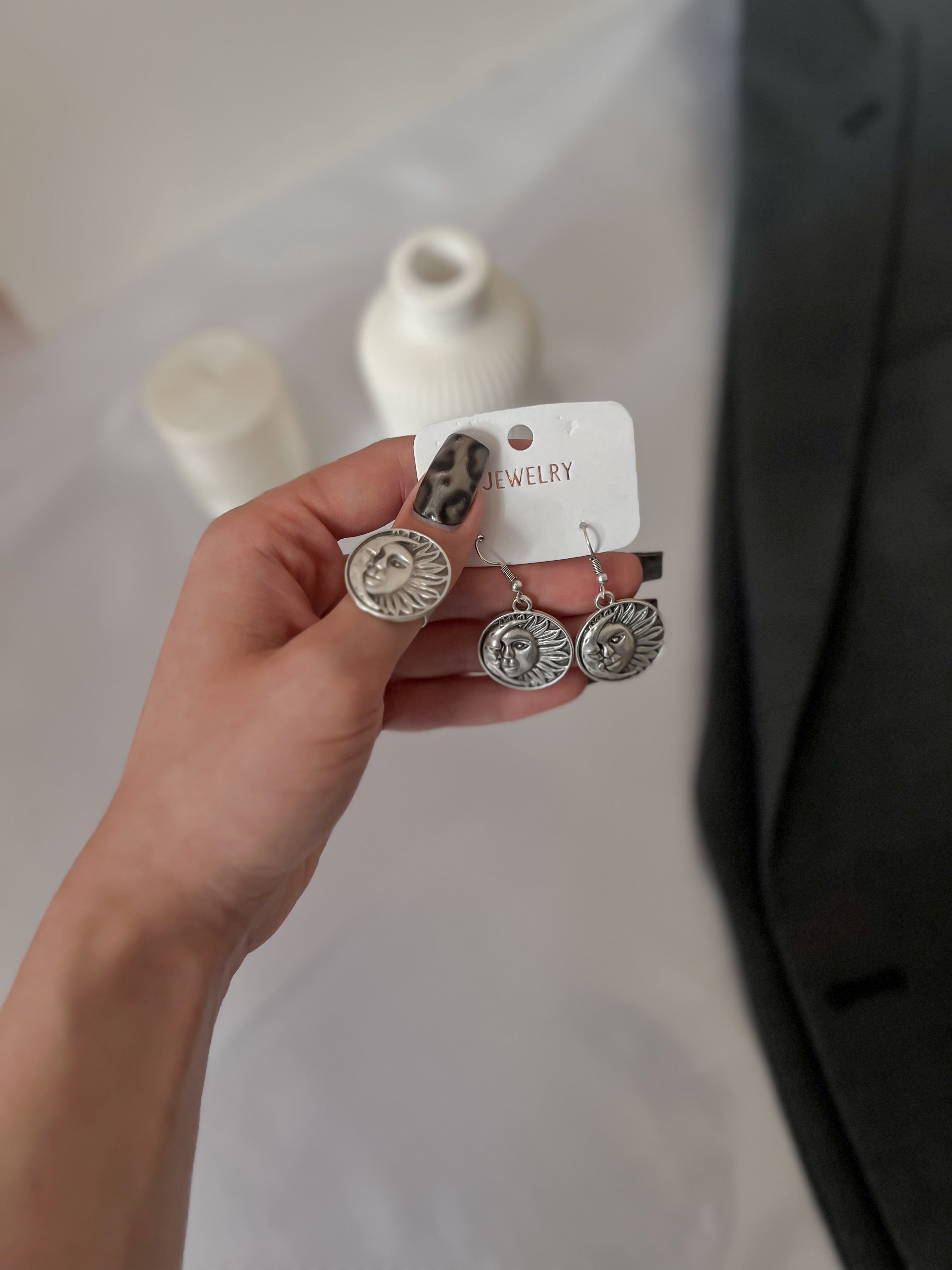 نیم ست ماه و خورشید ورشو ۰۱۷